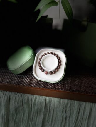 Butterfly scent in Spring Moon